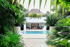 Hotel Esencia