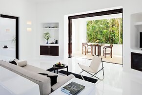 Hotel Esencia