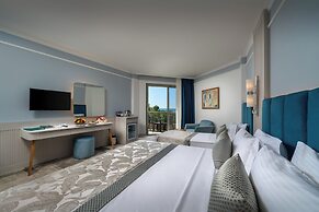 Pine Beach Belek - All Inclusive