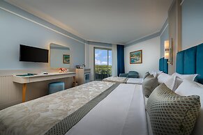 Pine Beach Belek - All Inclusive