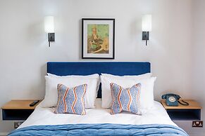 Rodney Hotel