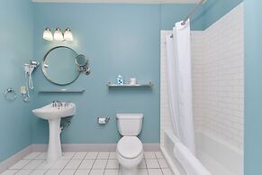 Montvale Hotel