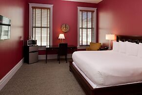 Montvale Hotel
