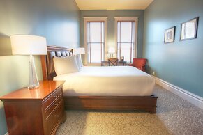 Montvale Hotel