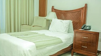 Peacock Hotel