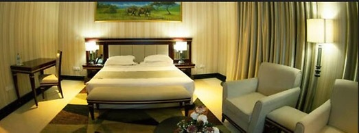 Peacock Hotel