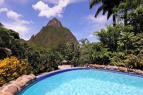Stonefield Villa Resort