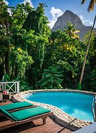Stonefield Villa Resort