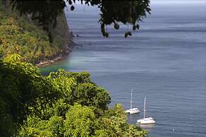 Stonefield Villa Resort