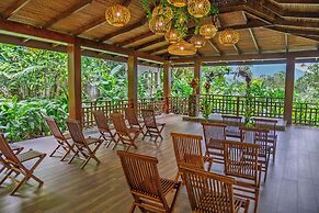 Lost Iguana Resort and Spa