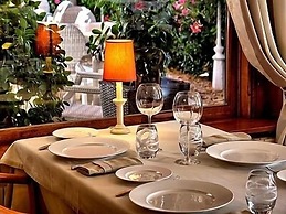 Hotel des Pins