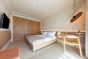 Ozadi Altura Beach Resort