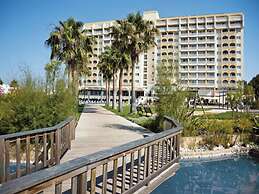 Ozadi Altura Beach Resort