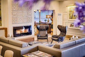 Hotel Pirineo Figueres by Pierre and Vacances