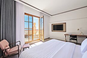 Le Meridien Ra Beach Hotel & Spa