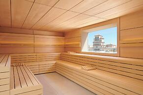 Le Meridien Ra Beach Hotel & Spa