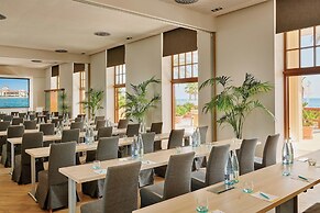 Le Meridien Ra Beach Hotel & Spa
