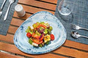 Le Meridien Ra Beach Hotel & Spa