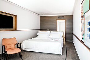Le Meridien Ra Beach Hotel & Spa
