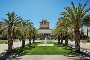 Le Meridien Ra Beach Hotel & Spa
