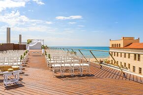 Le Meridien Ra Beach Hotel & Spa