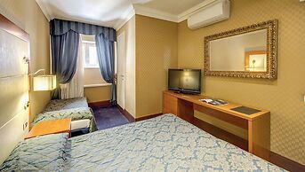 939 Hotel