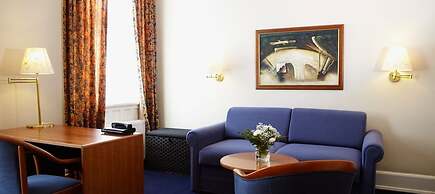 City Hotel Nebo