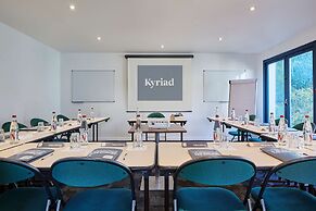 Kyriad Brie Comte Robert