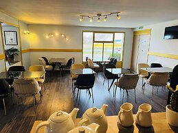 Hotel Kyriad Toulouse Sud - Roques