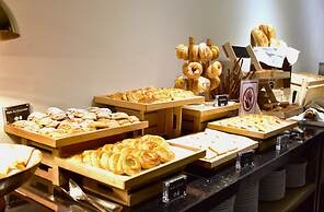 Ambassador Bangkok Hotel