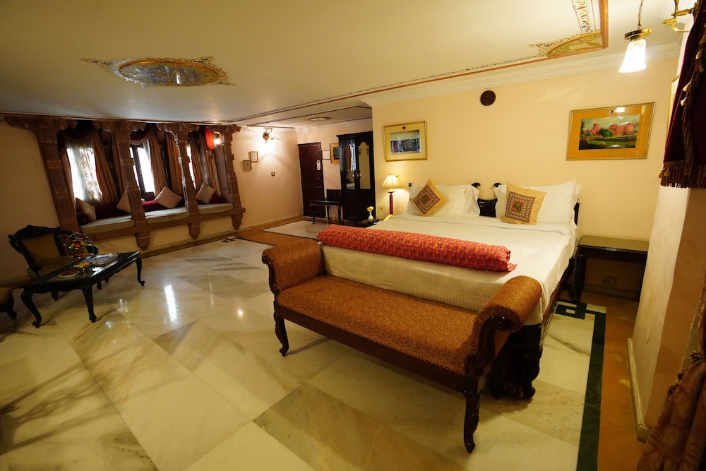 The Laxmi Niwas Palace