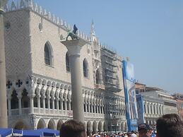 Hotel Atlantide