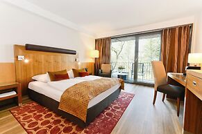 FAVORITE Parkhotel I Spa – Business – Fine Dining