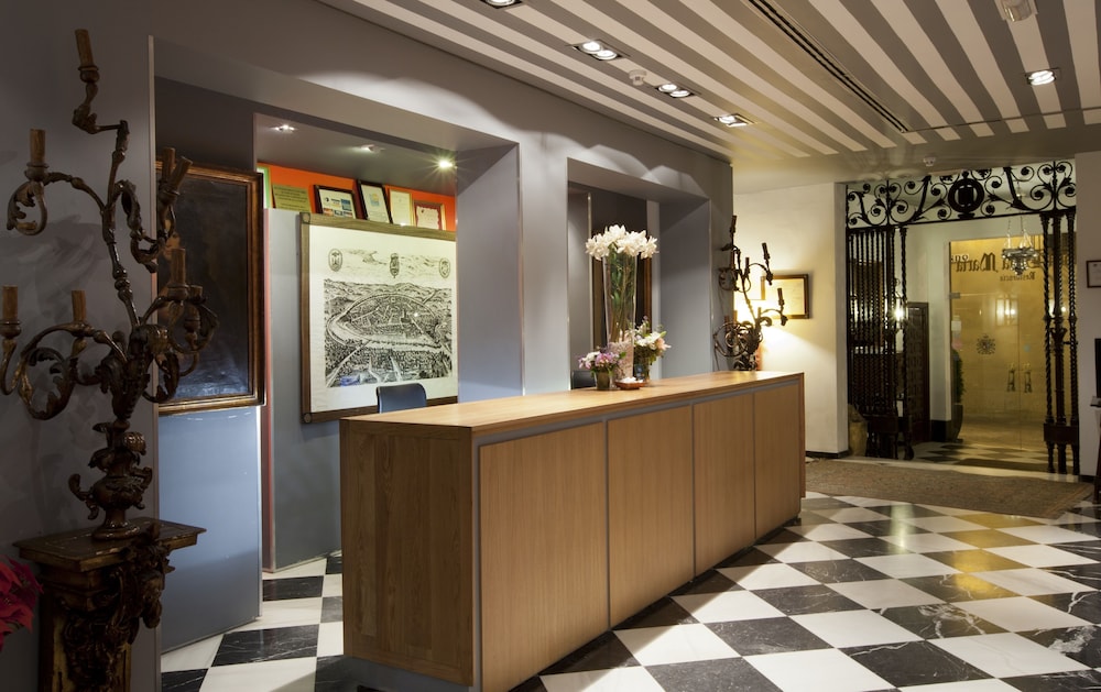 Hotel Doña Maria