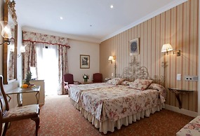 Hotel Doña Maria