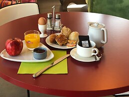 Brit Hotel Mayenne