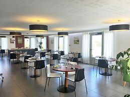 Brit Hotel Mayenne