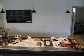 Brit Hotel Mayenne
