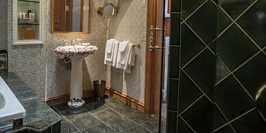 The Chanler at Cliff Walk