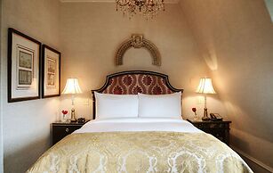 The Chanler at Cliff Walk