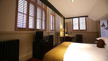 Great John Street Hotel