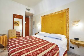 Virginia Hotel