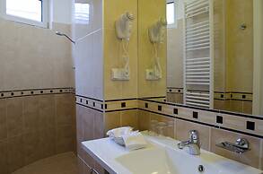 Anna Hotel
