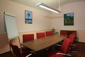 Anna Hotel