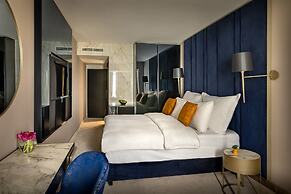 Grand Hotel Adriatic I