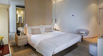 Cram Hotel