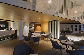 Cram Hotel