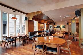 Drury Court Hotel