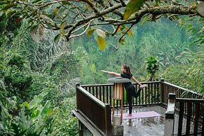 Novus Giri Resort & Spa