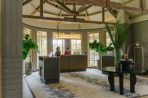 Novus Giri Resort & Spa
